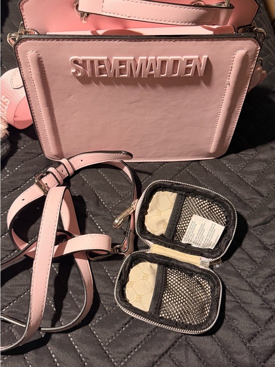 Steve Madden Handbags - Steve Madden Light Pink Crossbody Bag with Removable Strap